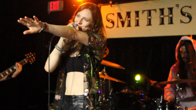 Weekend Evidence - Silence (Live from Smith's)